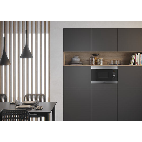 MICRO ONDAS HOTPOINT - MF 20 G IX/HA
