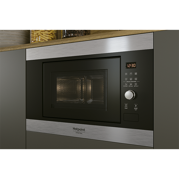 MICRO ONDAS HOTPOINT - MF 20 G IX/HA